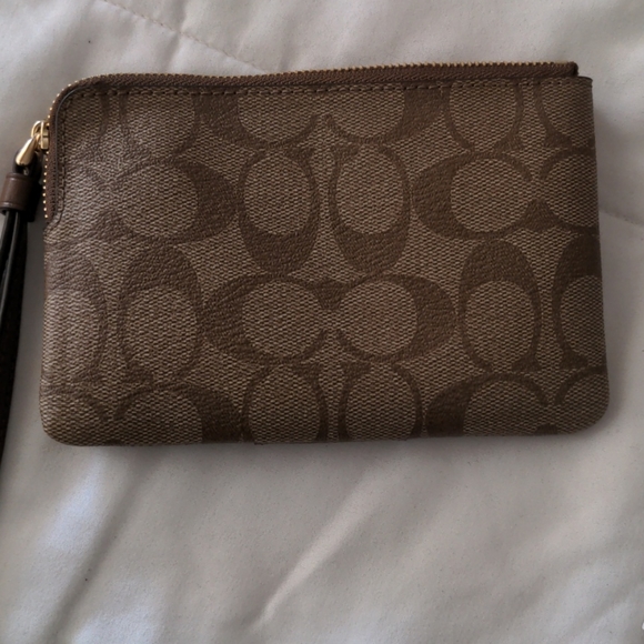 Coach clutch - Picture 4 of 6